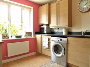 Breakfast Kitchen- click for photo gallery